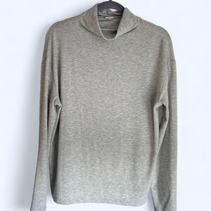 Aritzia Wilfred Free Mars mockneck turtleneck